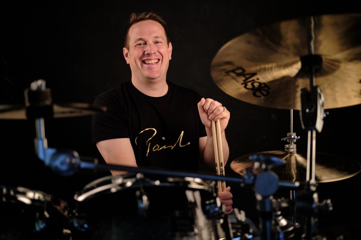 Daniel Schwenger - Schlagzeuglehrer für erwachsene Anfänger und Fortgeschrittene